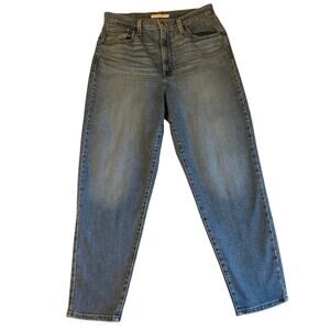 Levi's High Waisted Medium Wash Classic Boho Mom Jeans Size 31